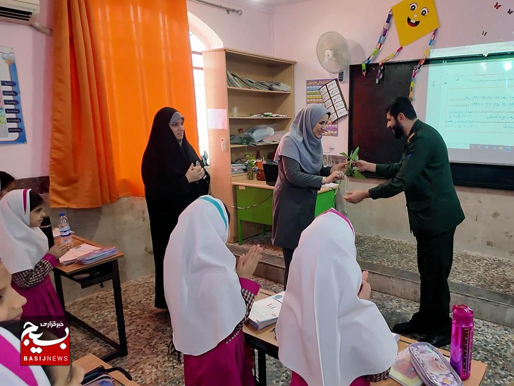 مقدس‌ترین واژه‌ها در فرهنگ اسلام واژه معلم است