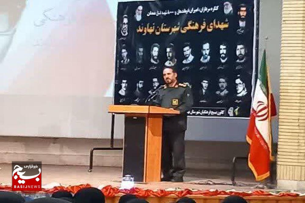 شهید مطهری، فرمانده جنگ نرم است