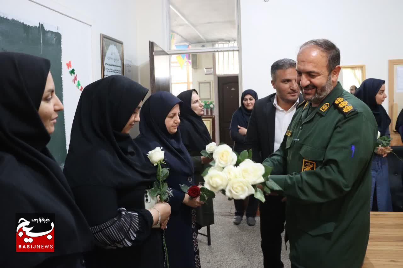 آیین تجلیل از معلمان جهادگر در البرز برگزار شد آیین تجلیل از معلمان جهادگر در البرز برگزار شد