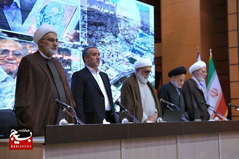 شورای اداری خراسان جنوبی با حضور تولیت آستان قدس رضوی و نماینده ولی فقیه در استان  
