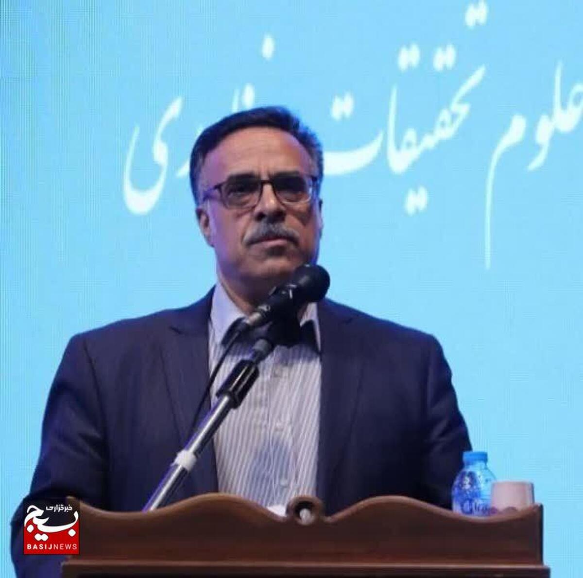 دانشگاه بین المللی امام خمینی به مرجعیت علمی خویش برگردد