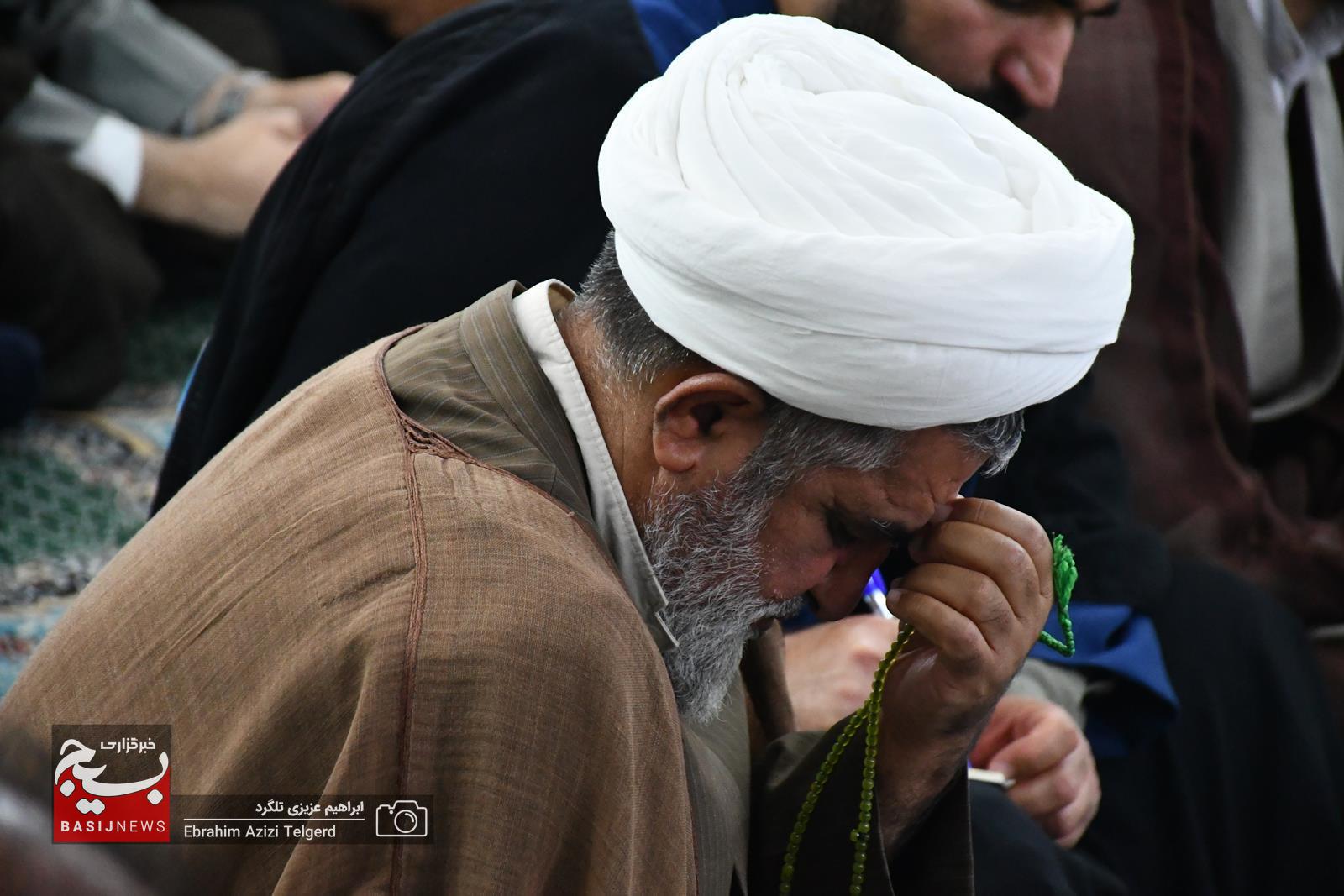 حضور مسئولان نمایندگی های ولی فقیه سپاه فتح استان در کلاس درس اخلاق آیت الله ملک حسینی