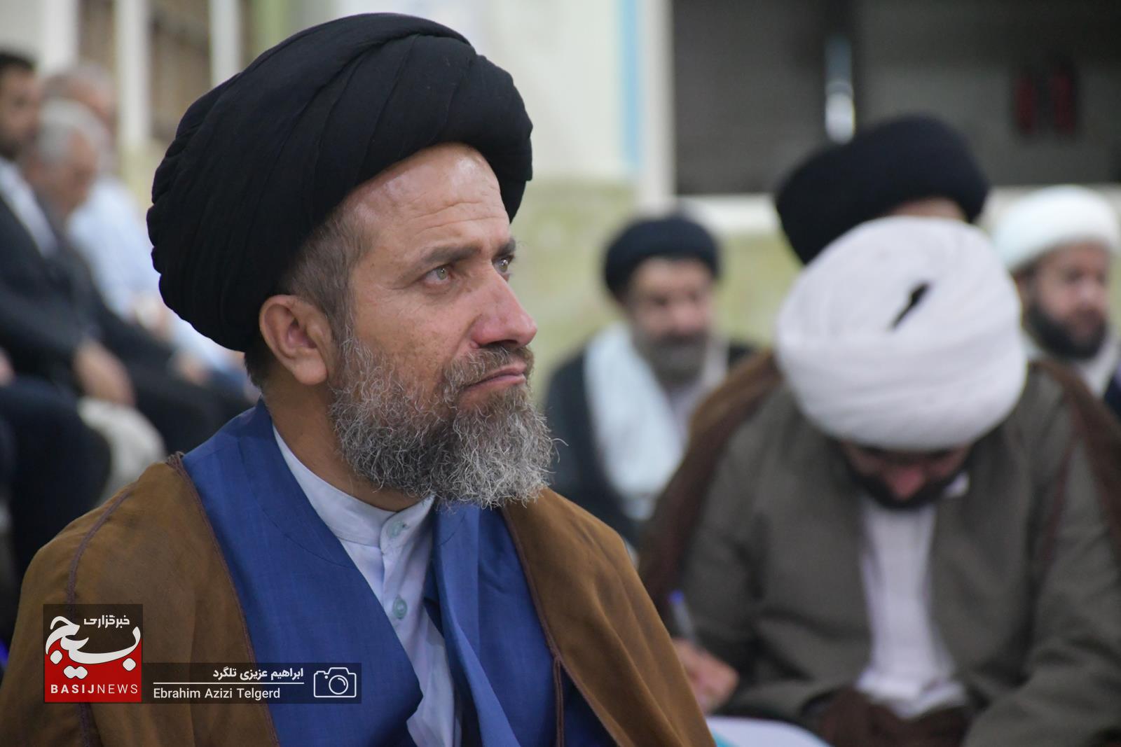 حضور مسئولان نمایندگی های ولی فقیه سپاه فتح استان در کلاس درس اخلاق آیت الله ملک حسینی