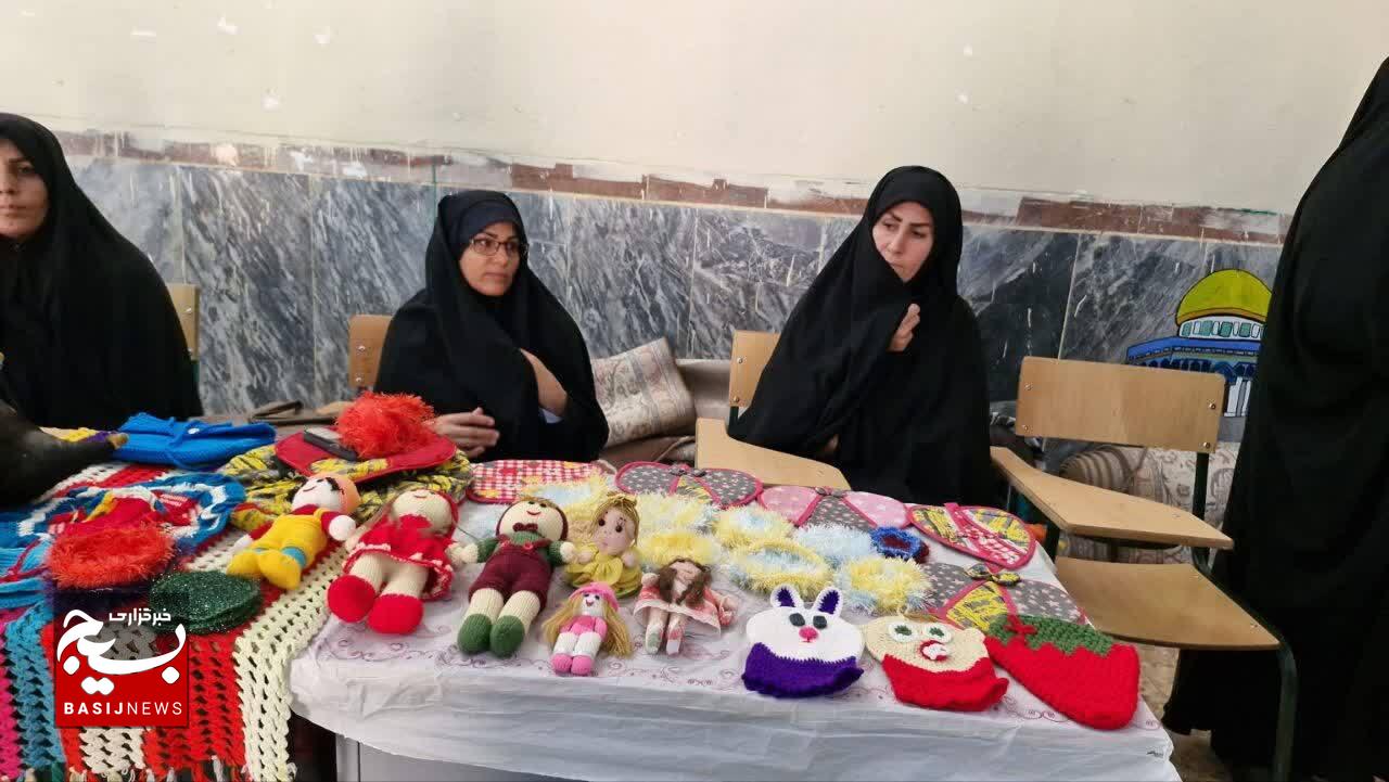 برپایی نمایشگاه عرضه محصولات خانگی در پلدختر