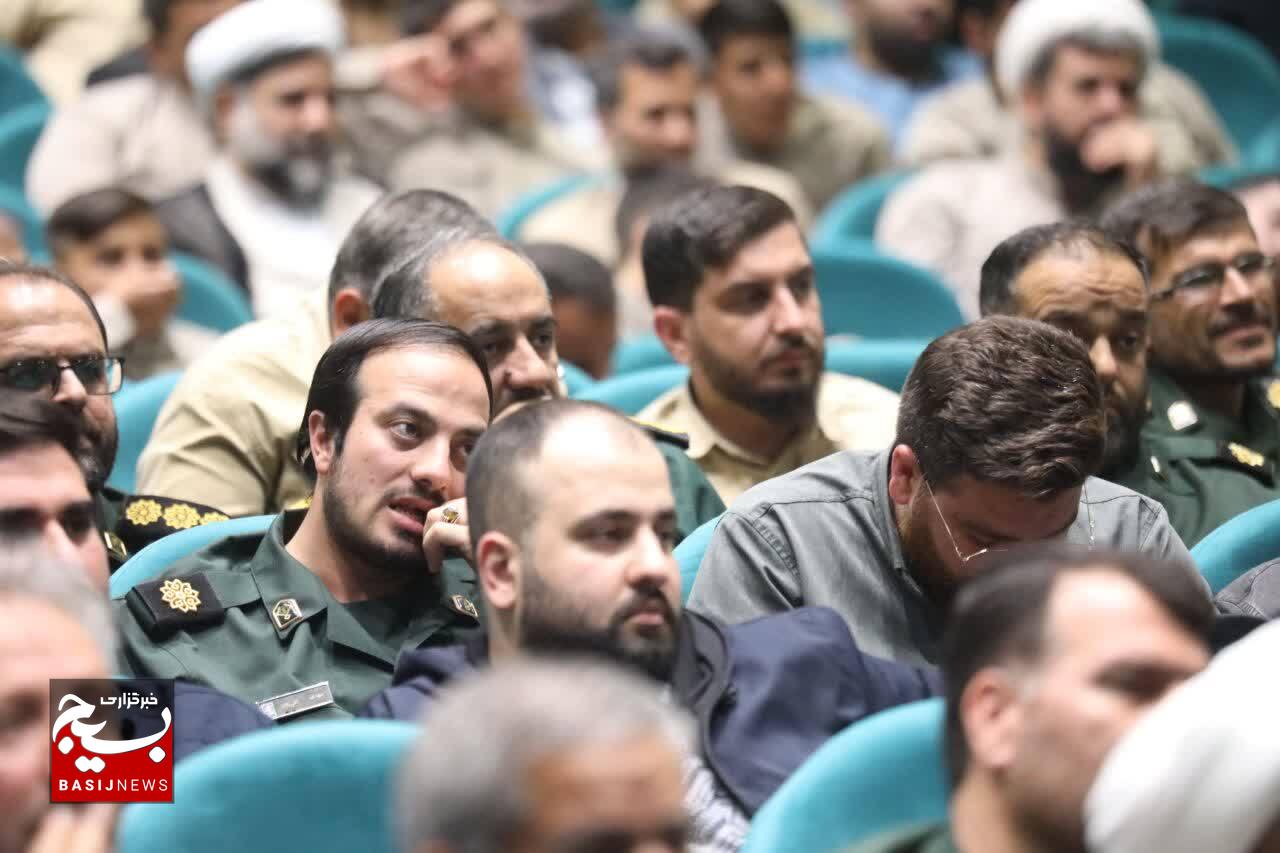 همایش تجلی اخلاص ویژه تجلیل از دست‌اندرکاران راهیان نور