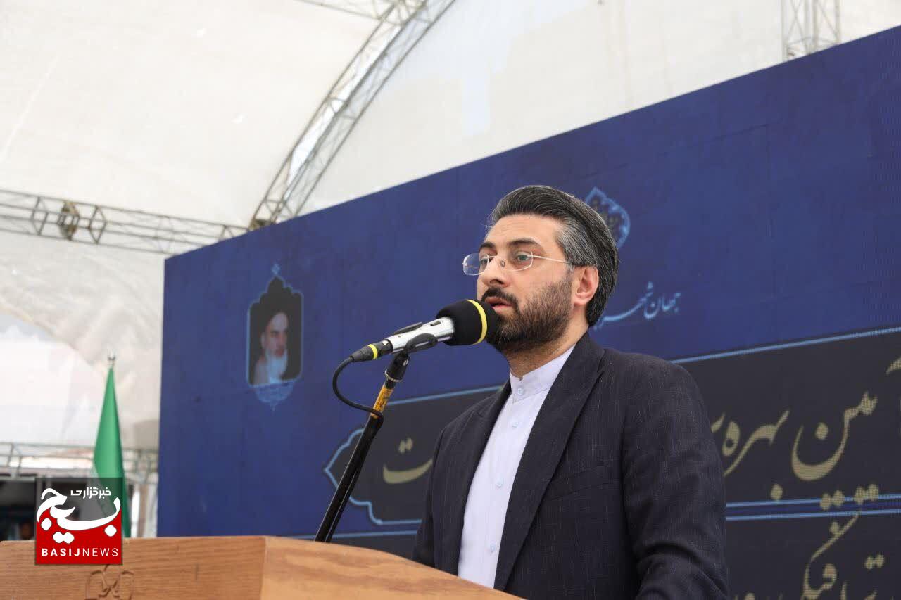 افتتاح بولوار کرامت و ۱۲ پروژه عمرانی در منطقه پنج مشهد با اعتبار ۷۰۳۰ میلیارد ریال