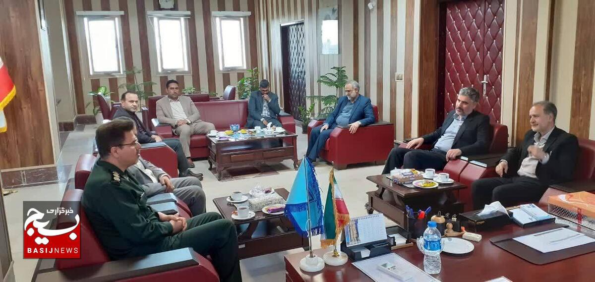 آمادگی سپاه استان قزوین جهت همکاری همه جانبه با دانشگاه بین المللی در راستای اعتلای دانشگاه