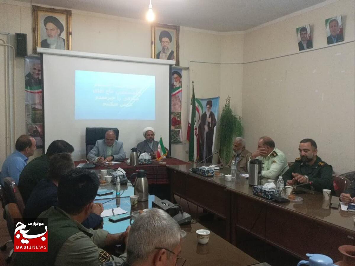 سپاه ،پاسدار انقلاب اسلامی است 