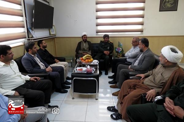 تجلیل رئیس شورا و شهردار کنگان از فرمانده سپاه کنگان