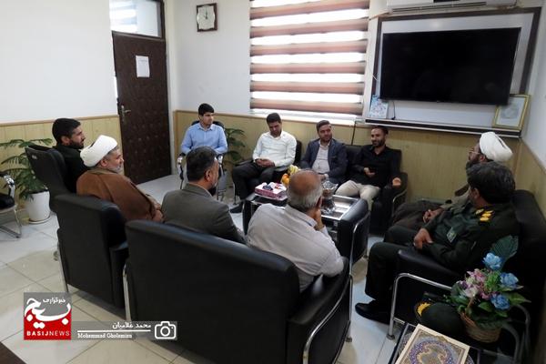 تجلیل رئیس شورا و شهردار کنگان از فرمانده سپاه کنگان