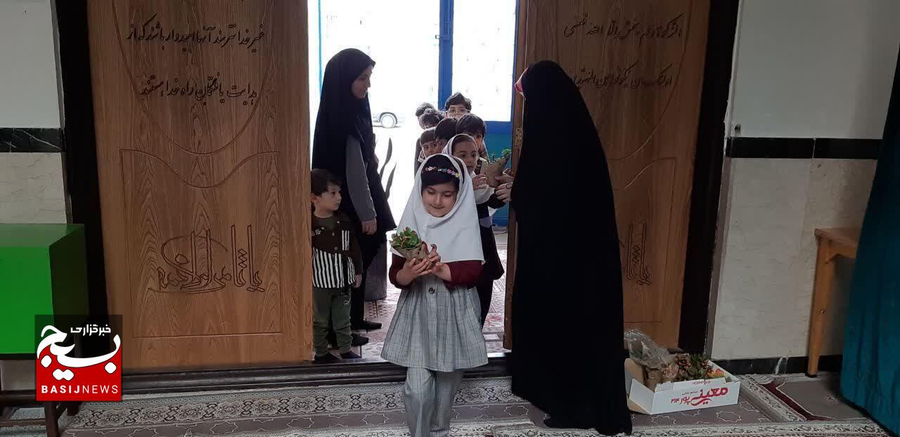 مساجد؛ جایی که خاطرات خوش کودکی ماندگار می شود مساجد؛ جایی که خاطرات خوش کودکی ماندگار می شود