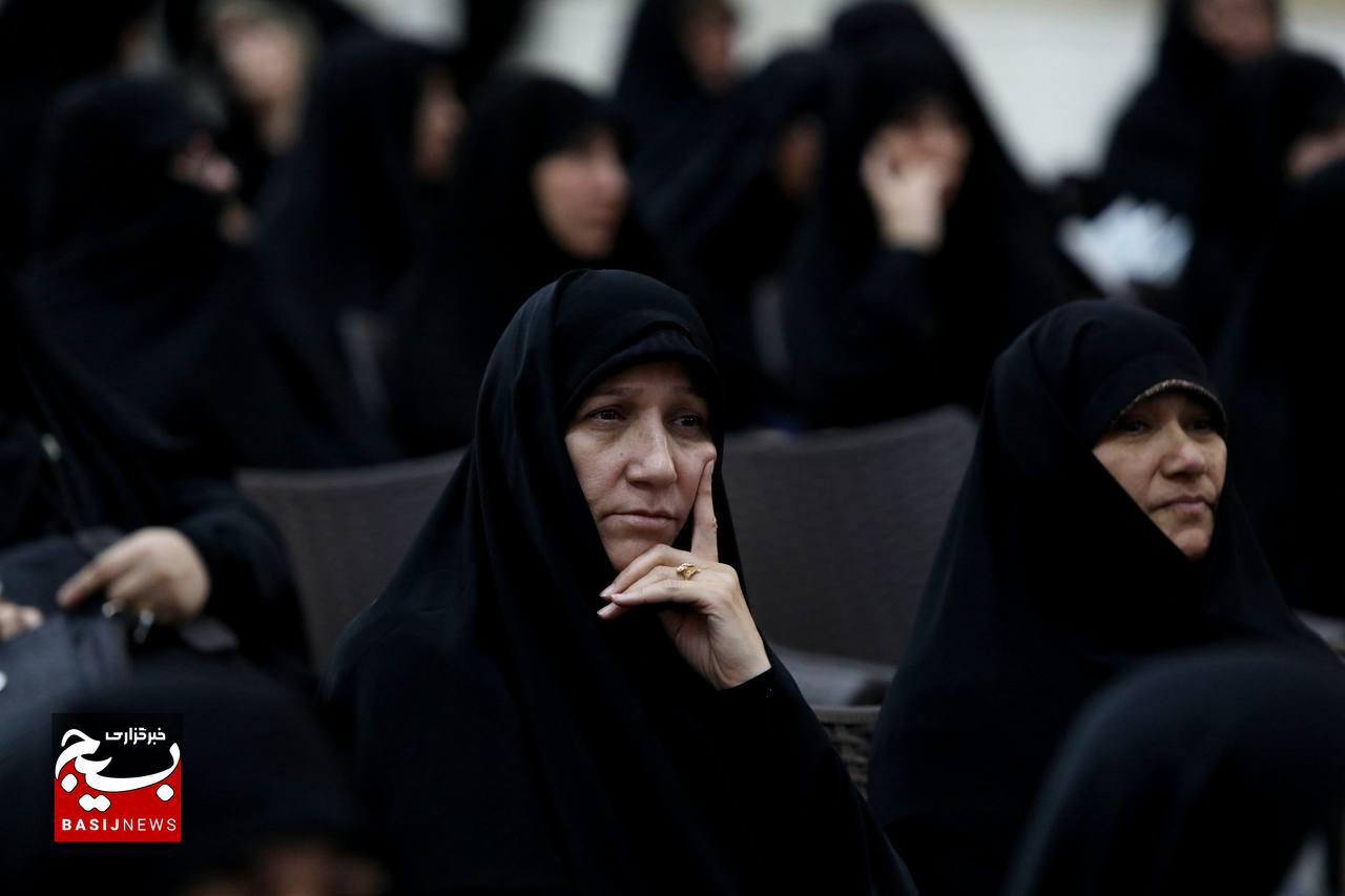 آیین تجدیدمیثاق با آرمان‌های امام خمینی(ره) به‌مناسبت گرامیداشت هفته عقیدتی سیاسی در سپاه و بسیج
