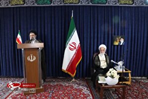 دیدار جمعی از مربیان عقیدتی سیاسی سپاه حضرت روح الله با نماینده ولی فقیه در استان مرکزی