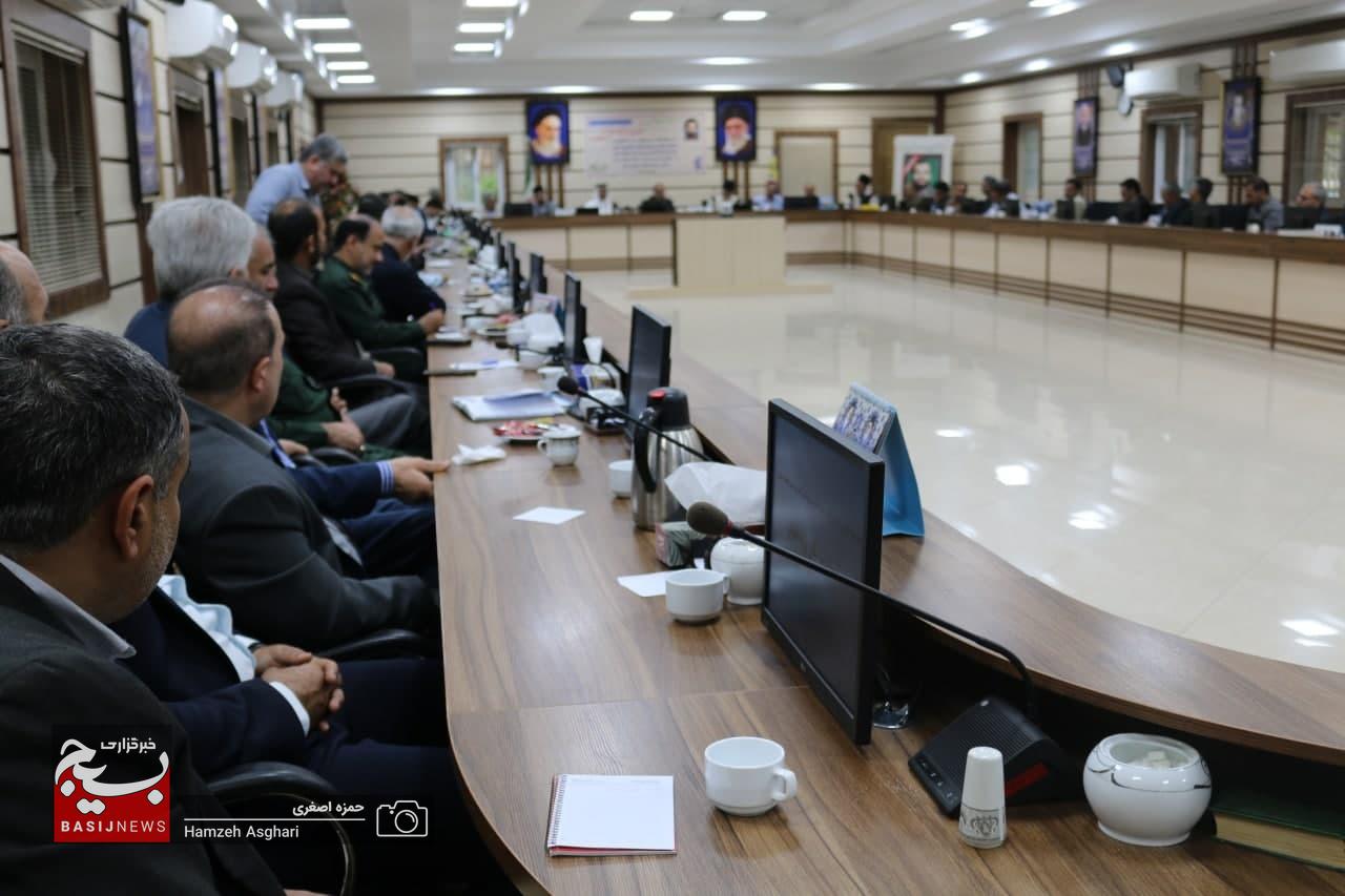 مدیر امنیت غذایی قرارگاه سازندگی و محرومیت زدایی سپاه کشور(کوثر) در نشست فرماندهان نواحی و مسئولین سازمان های بسیج عشایری ،رؤسای هیئت های اندیشه ورز و هیئت تفقد سازمان بسیج جامعه عشایری با بیان توانمندی های جامعه عشایری بیان کرد مدیر امنیت غذایی قرارگاه سازندگی و محرومیت زدایی سپاه کشور(کوثر) در نشست فرماندهان نواحی و مسئولین سازمان های بسیج عشایری ،رؤسای هیئت های اندیشه ورز و هیئت تفقد سازمان بسیج جامعه عشایری با بیان توانمندی های جامعه عشایری بیان کرد