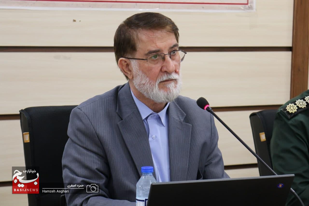 مدیر امنیت غذایی قرارگاه سازندگی و محرومیت زدایی سپاه کشور(کوثر) در نشست فرماندهان نواحی و مسئولین سازمان های بسیج عشایری ،رؤسای هیئت های اندیشه ورز و هیئت تفقد سازمان بسیج جامعه عشایری با بیان توانمندی های جامعه عشایری بیان کرد مدیر امنیت غذایی قرارگاه سازندگی و محرومیت زدایی سپاه کشور(کوثر) در نشست فرماندهان نواحی و مسئولین سازمان های بسیج عشایری ،رؤسای هیئت های اندیشه ورز و هیئت تفقد سازمان بسیج جامعه عشایری با بیان توانمندی های جامعه عشایری بیان کرد