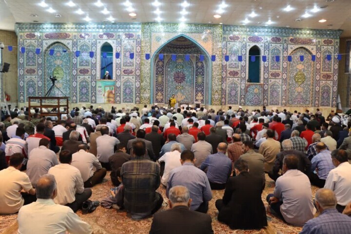 امام جمعه ایلام: حل مشکلات استان‌ها با تفویض اختیار به استانداران ممکن است