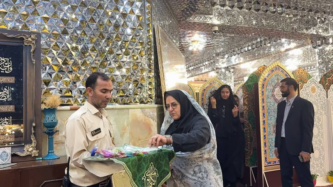 حضور تیم ملی بسکتبال بانوان در آستان امامزاده صالح + تصاویر