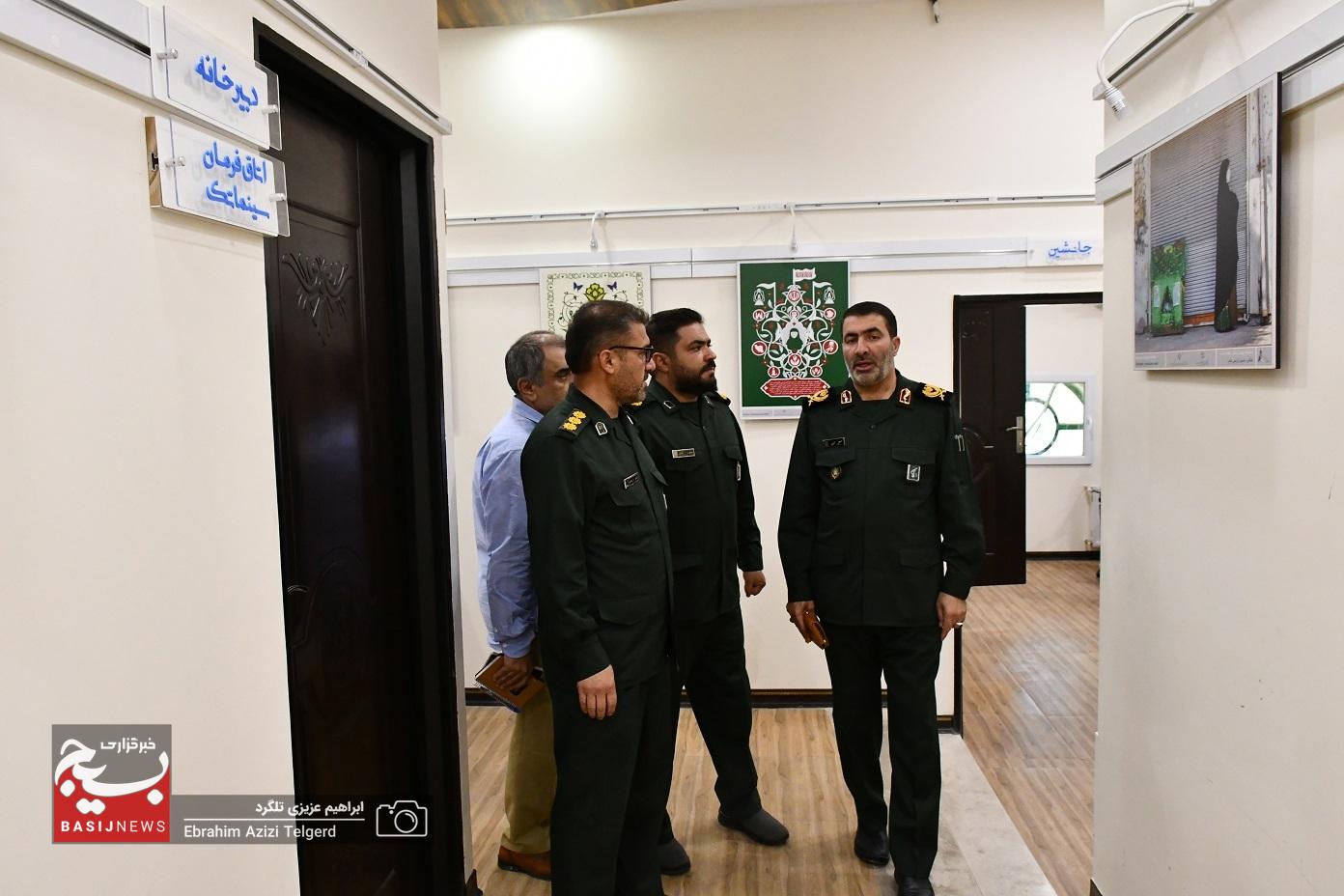 بازدید فرمانده سپاه فتح از مرکز آفرینش های هنری بسیج