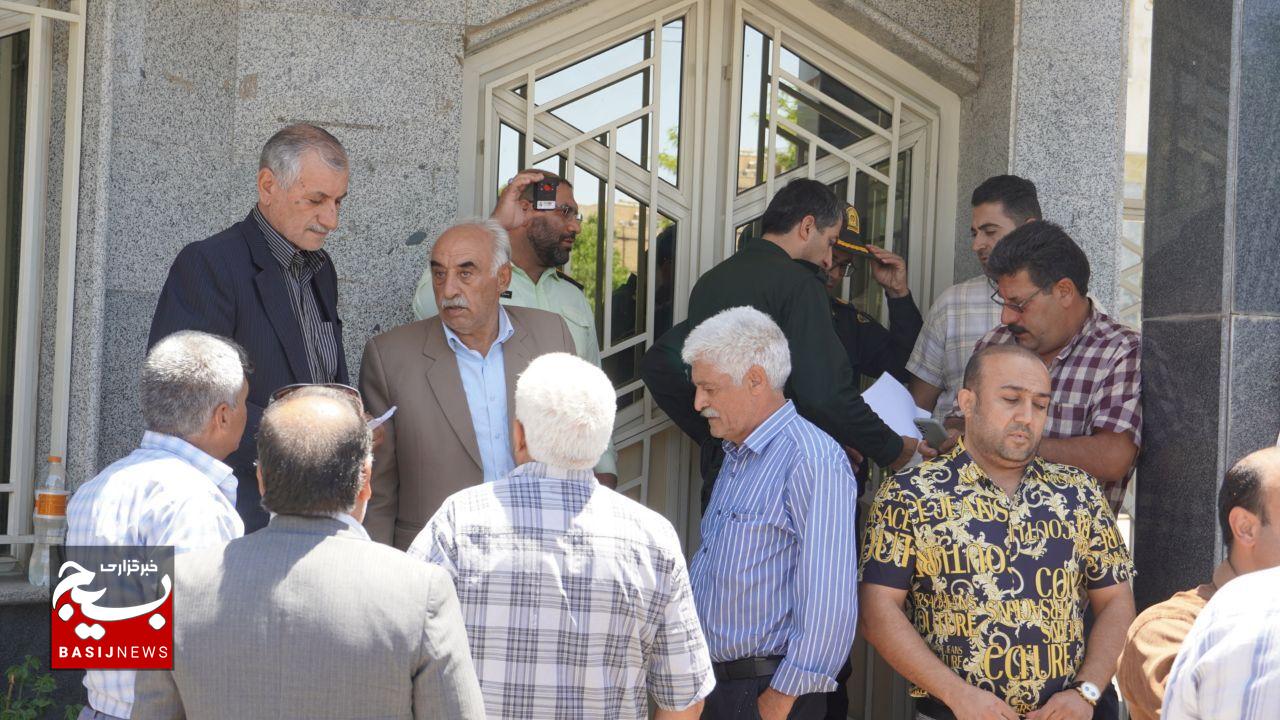 معاندین بدانند کامیونداران حافظان انقلابند/ مطالبات صنفی ما هیچ ارتباطی به رسانه های خارجی ندارد معاندین بدانند کامیونداران حافظان انقلابند/ مطالبات صنفی ما هیچ ارتباطی به رسانه های خارجی ندارد
