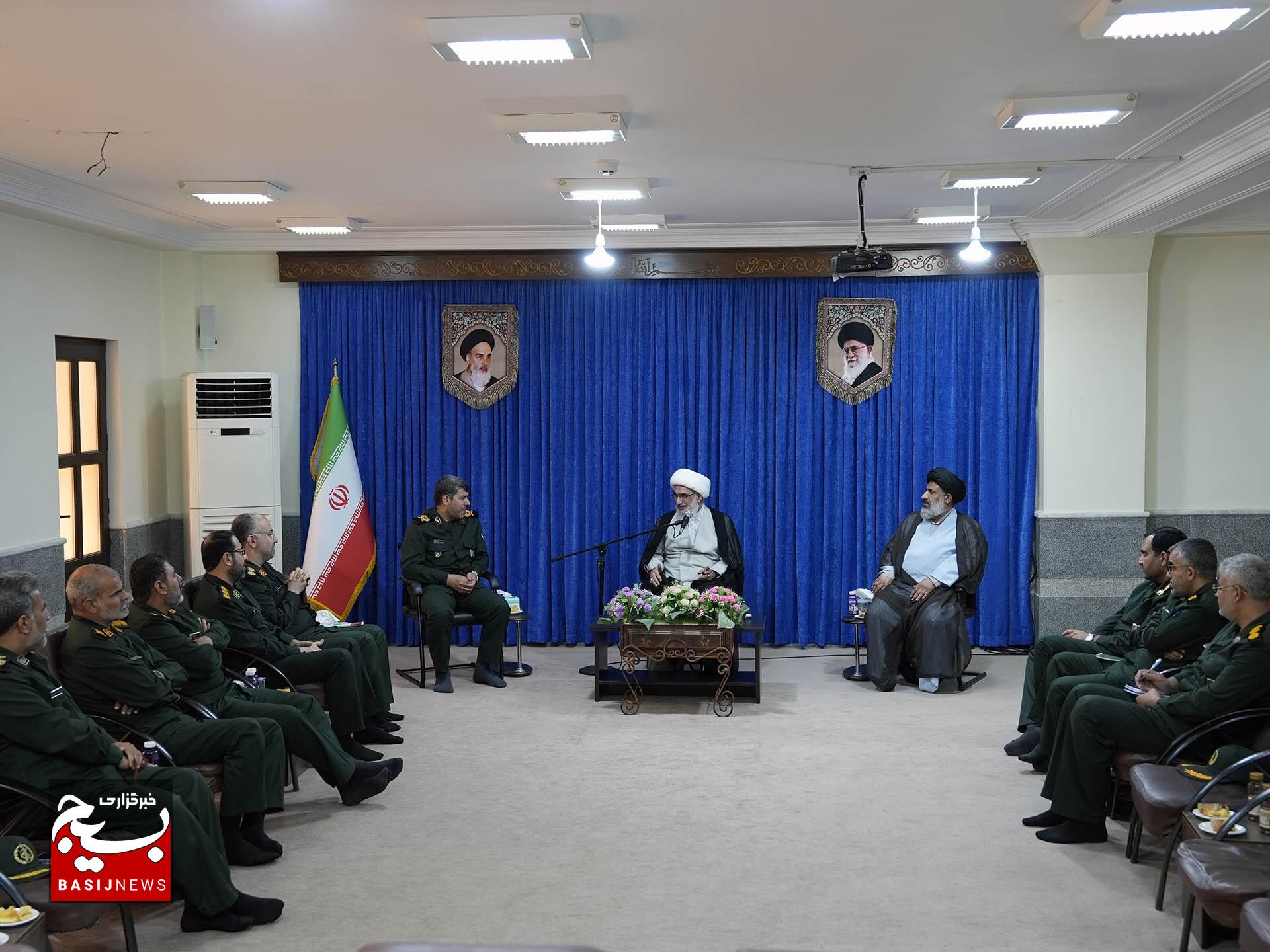 برخی بداخلاقیها نباید چهره استان بوشهر را مخدوش کند برخی بداخلاقیها نباید چهره استان بوشهر را مخدوش کند