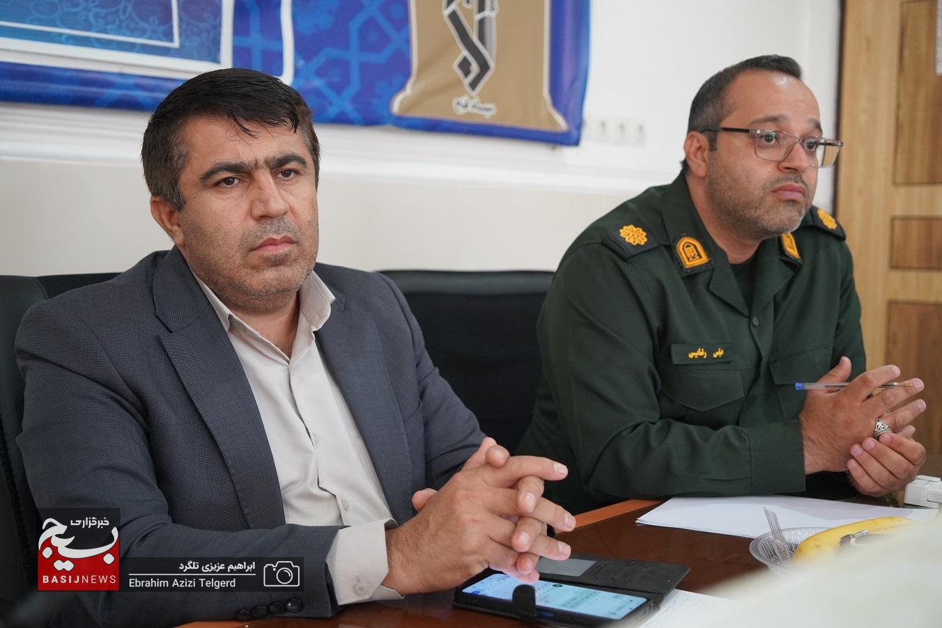 بررسی طرح خدمات دهی به خبرنگاران در هیئت اندیشه ورز بسیج رسانه استان