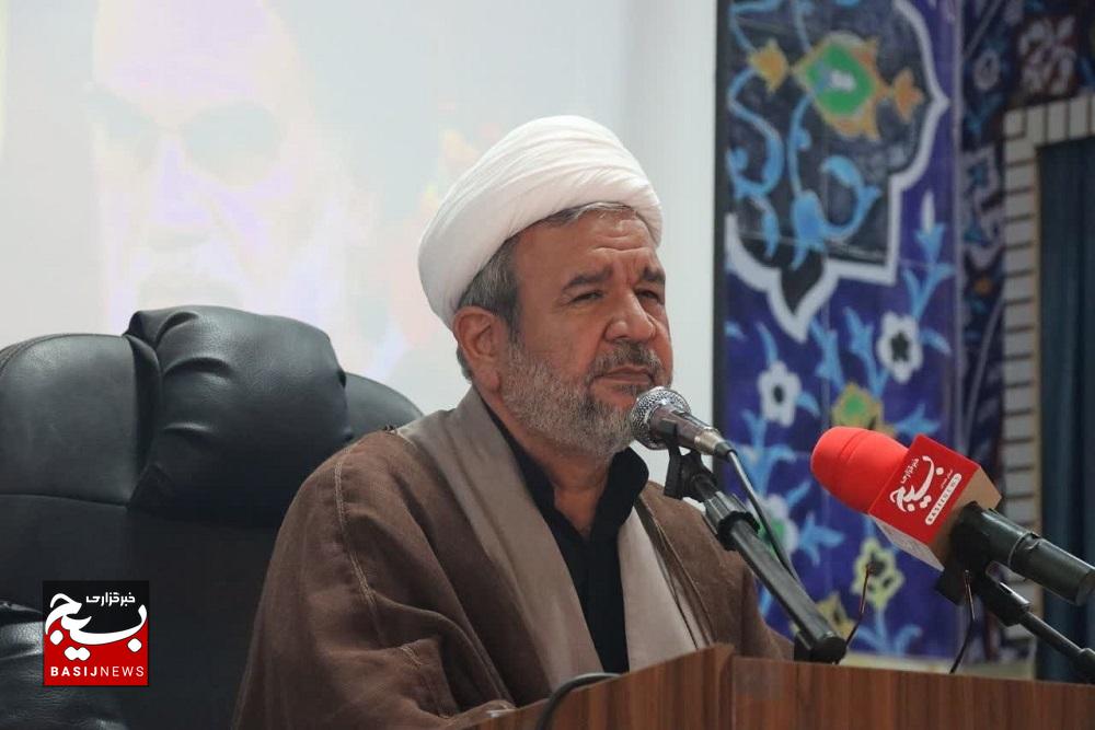 انقلاب اسلامی مدیون اندیشه و سیره امام خمینی(ره) است