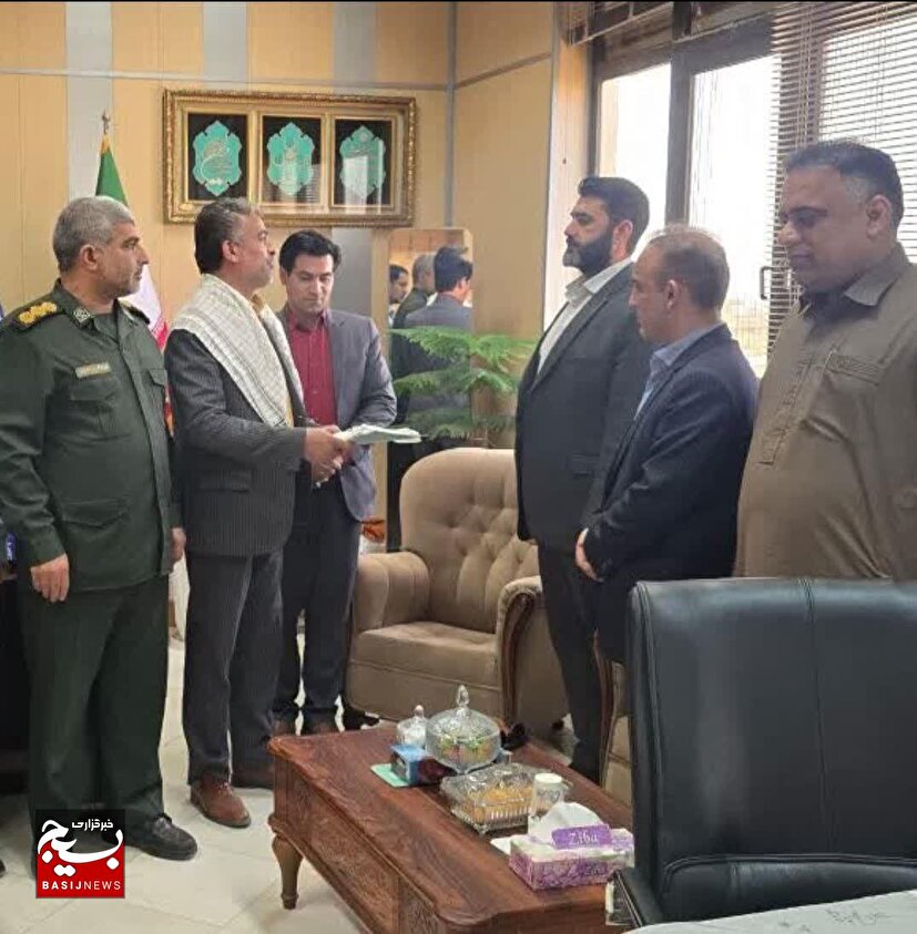 برگزاری تکریم و معارفه فرمانده پایگاه بسیج شهید تندگویان چابهار