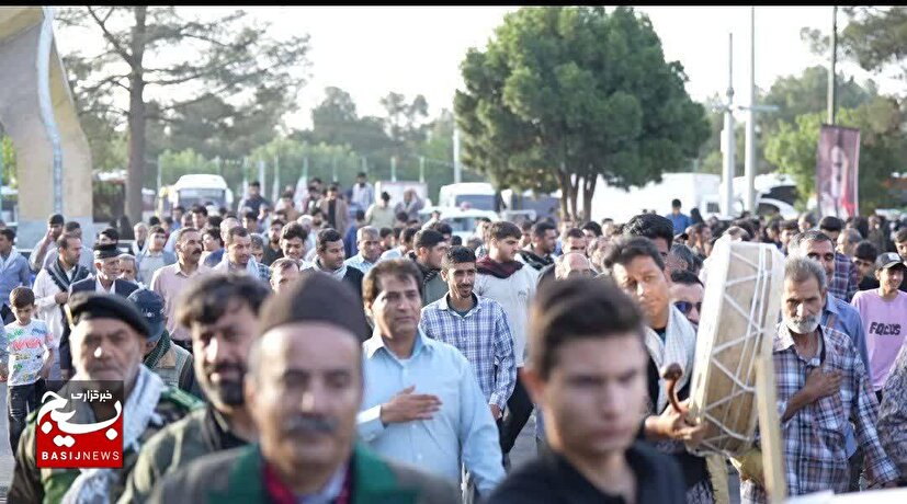 اعزام ۲۵۰۰ نفر از اقشار مختلف لرستان به مرقد امام خمینی(ره) با هدف تجدید میثاق با آرمان‌های امام راحل