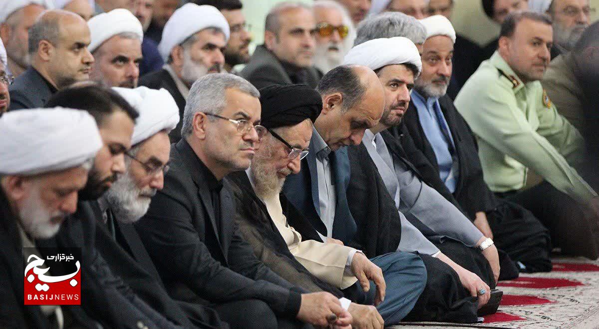 نهضت امام خمینی (ره) معادلات جهانی را دگرگون کرد