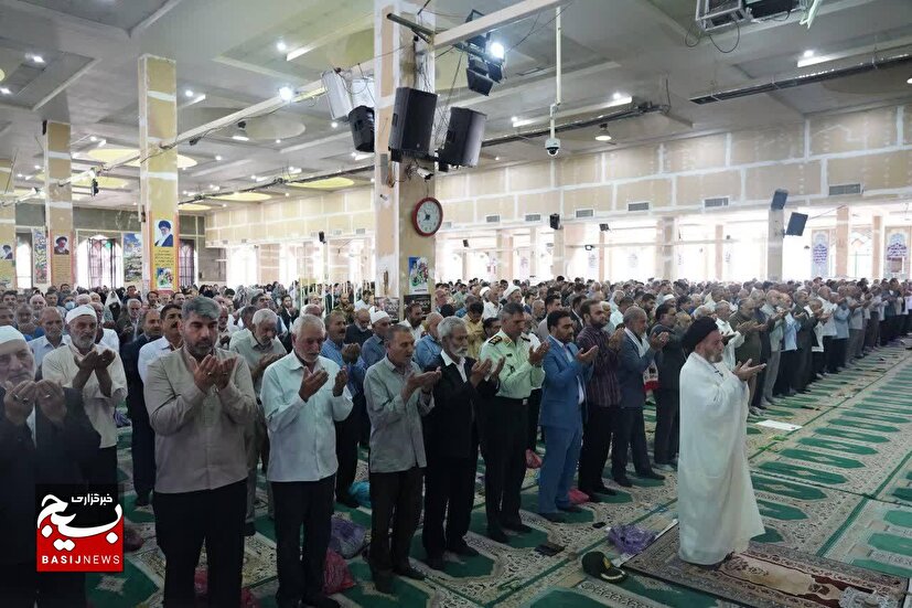 اقامه باشکوه نماز عید سعید قربان در سراسر استان لرستان+عکس و فیلم