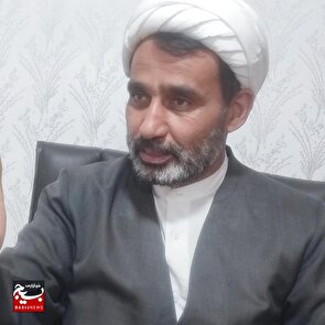 حضرت امام خمینی ( ره ) بیداری در مقابل ظالمان  را به دنیای کنونی صادر نمود