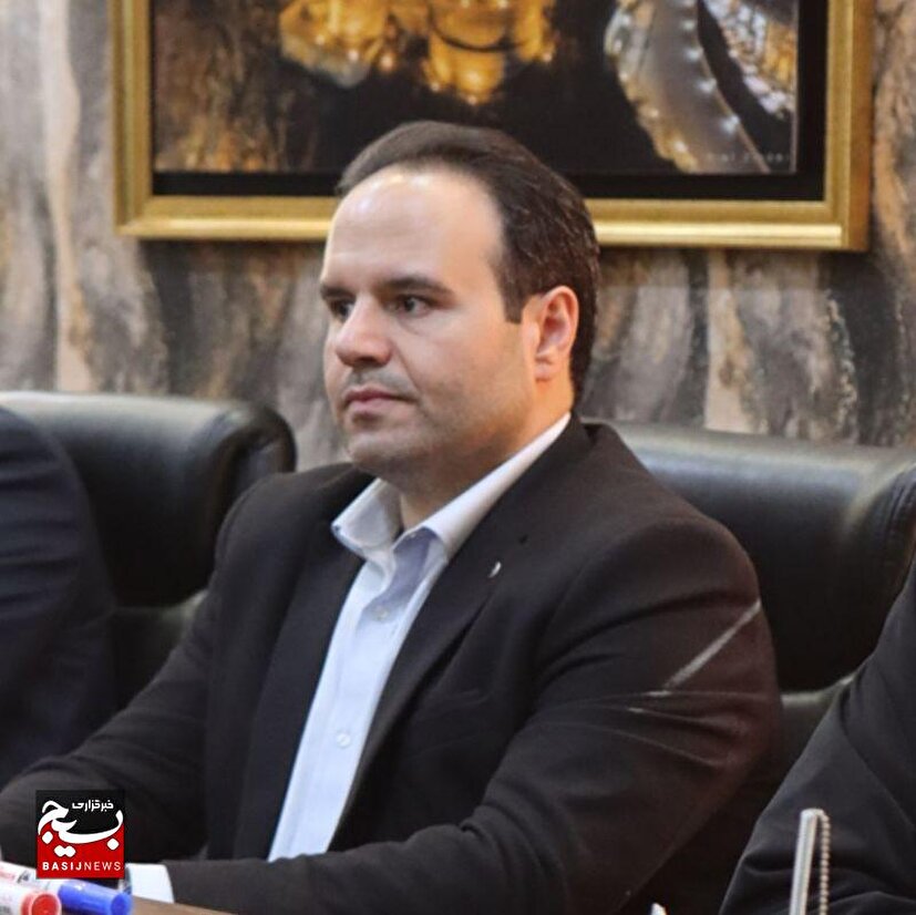 زنان محور ظرفیت‌های مغفول صنایع دستی لرستان/ توانمندسازی و بازار هدف، دو بال پرواز بانوان کارآفرین