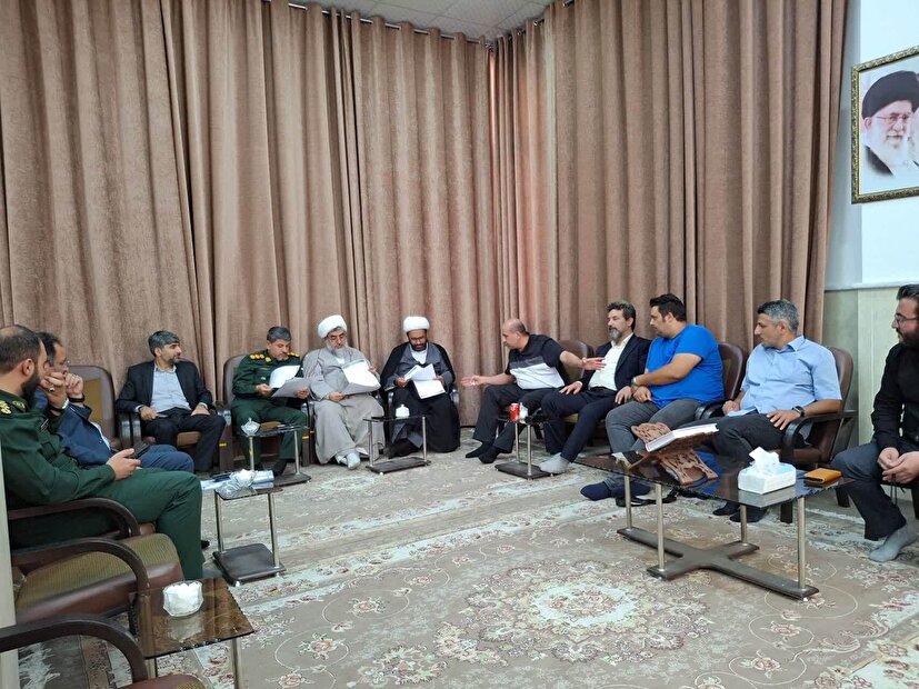 جلسه پشتیبانی از واحد تولیدی کلاچ با حضور اعضاء قرارگاه صنعتی و مسئولین شهرستان البرز