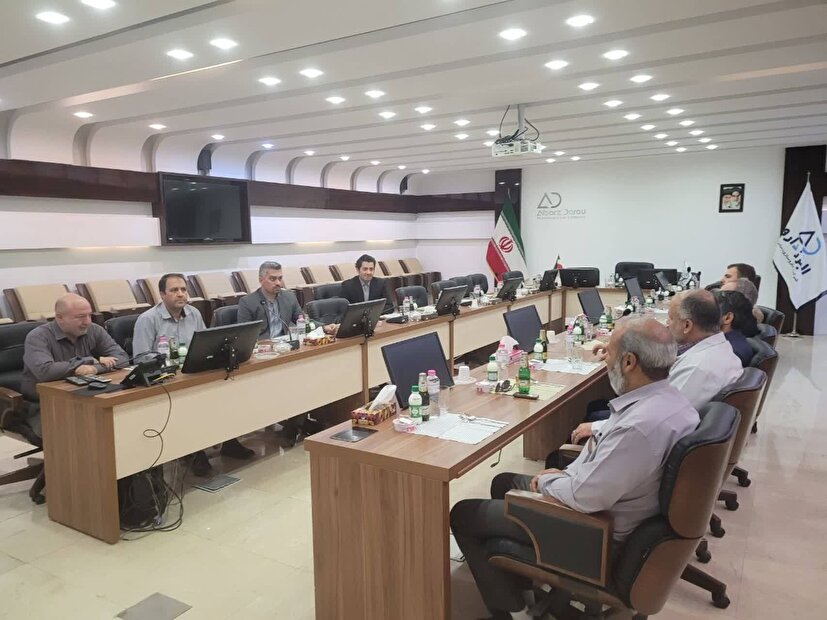 پشتیبانی بسیج از شرکت البرز دارو
