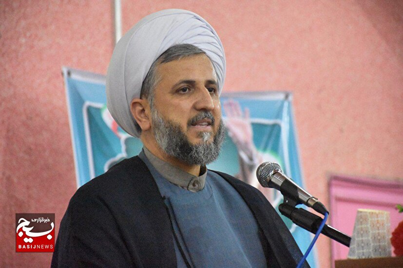 آزادی بیان و آزادی سیاسی از برکات انقلاب اسلامی است / حضور موثری در فضای مجازی و جهاد تبیین از وظایف بسیجیان است