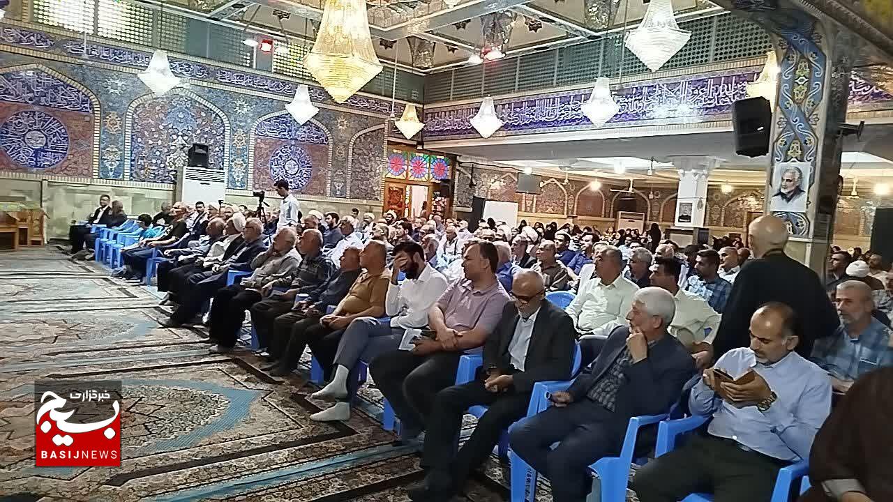 آیت‌الله امینیان در مسیر بصیرت و خدمت الگویی ماندگار برای روحانیت شد