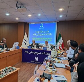 وزیر بهداشت: اکتفا به قانون راهگشا نیست/ بحران جمعیت کشور را تهدید می‌کند