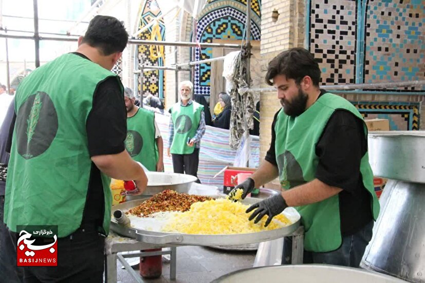 فعالیت بزرگترین آشپزخانه علوی در روز عید غدیر 