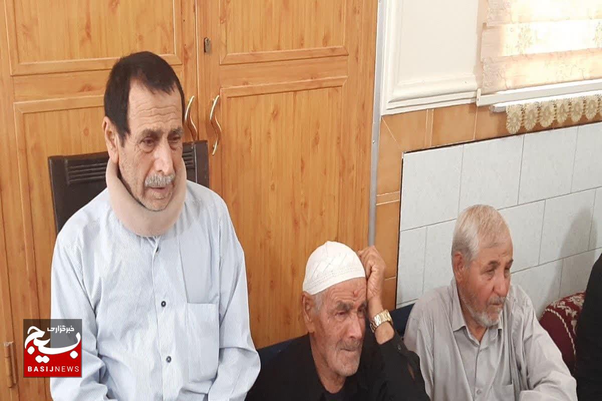 دیدار چند تن از مسئولان استانی و شهرستانی با خانواده شهید حادثه صهیونیستی تهران در شهر خورموج
