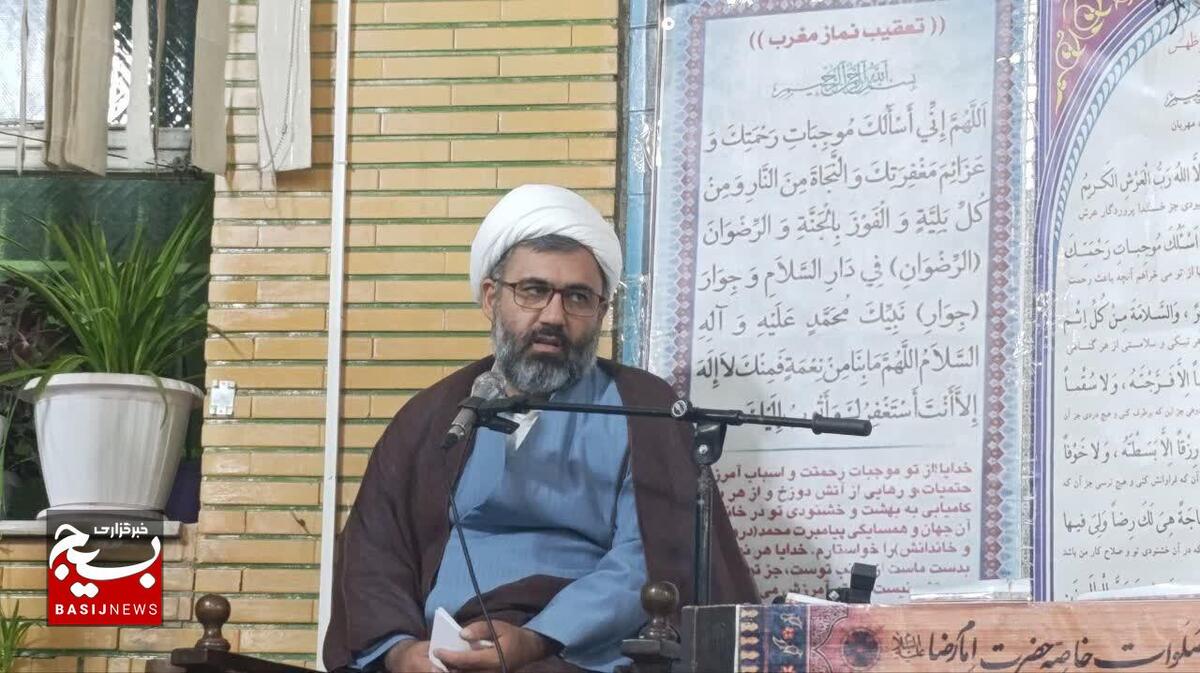 از غدیر تا قدس؛ در مسیر علی(ع) ایستاده‌ایم/شهادت فرماندهان و نخبگان کشور، فرهنگ مقاومت و ولایت‌مداری را شعله‌ورتر کرد