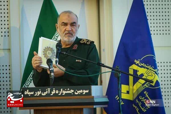 ادامهدهنده راه فرمانده خود در پاسداری از قرآن هستیم ادامهدهنده راه فرمانده خود در پاسداری از قرآن هستیم