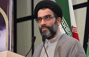 مراقب جریان نفوذی دشمن باشید