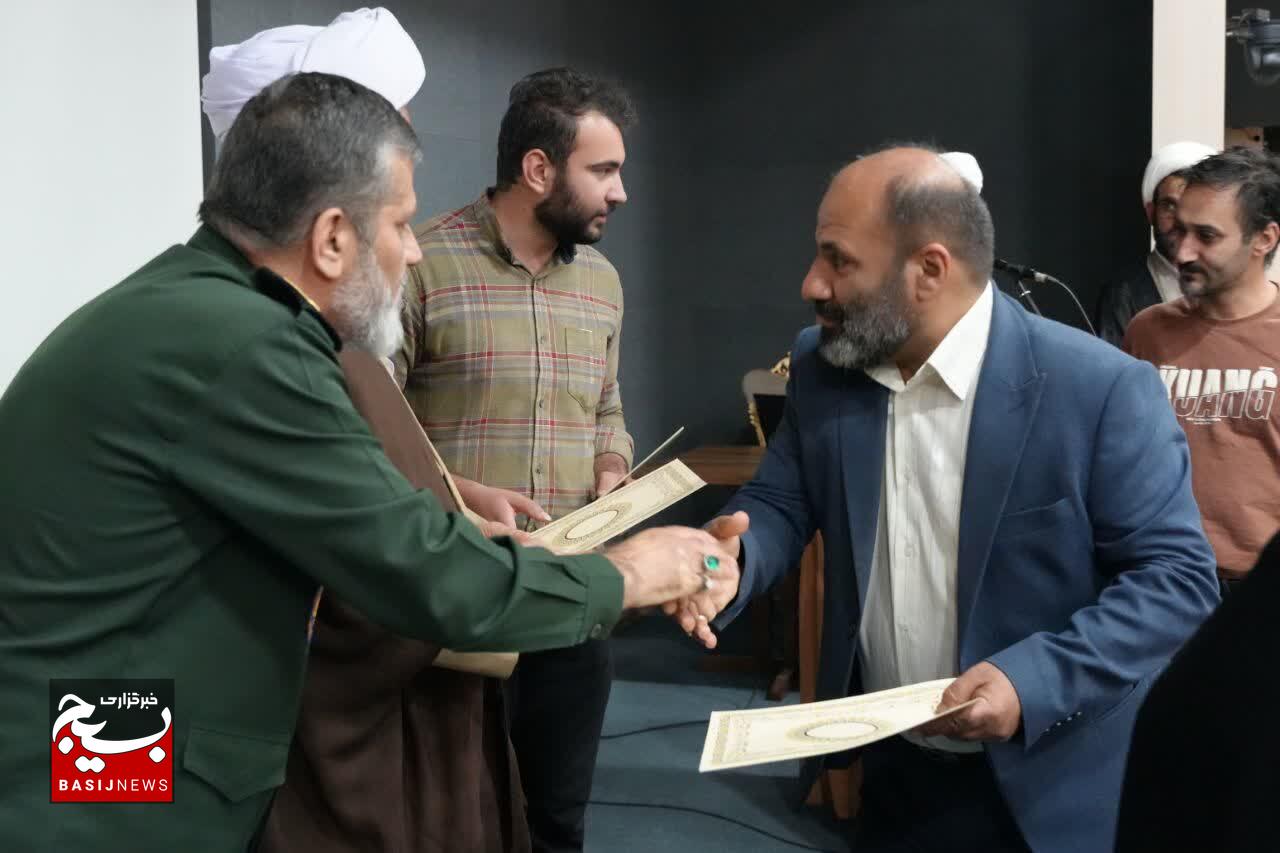 روحانیت انقلابی، با بصیرت‌شان فرماندهان جنگ را تربیت کردند/ امروز جغرافیای اعتقادی ما هدف دشمن است