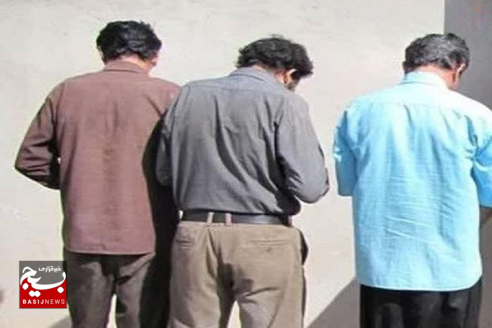 دستگیری سارق حرفه‌ای داخل خودرو و کشف ۵ فقره سرقت در ملایر
