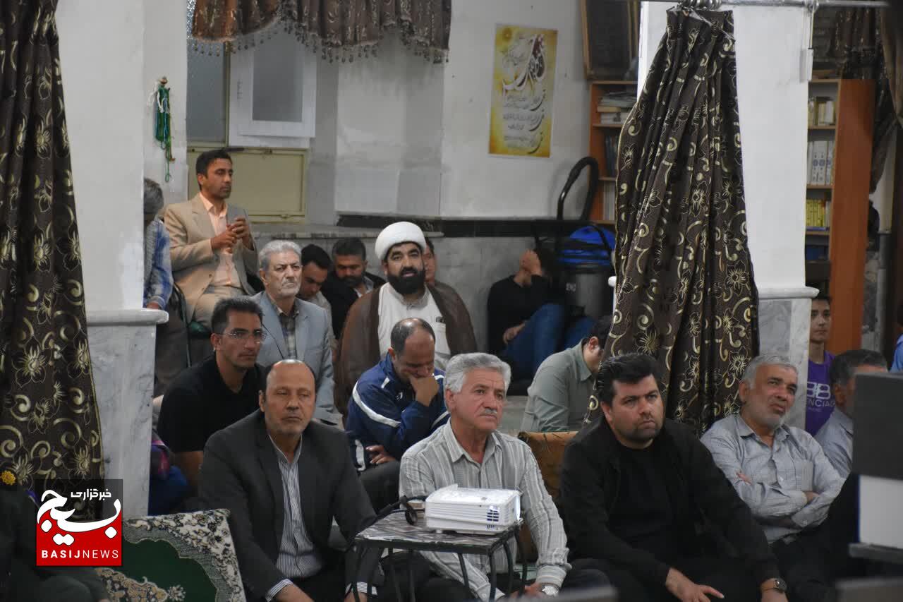 اصناف پیشتاز خدمت‌رسانی و جهاد تبیین در جامعه هستند