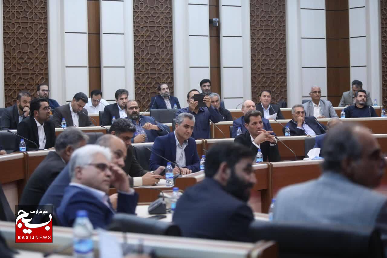 نشست بسیج اصناف با تشکل‌های سراسری رانندگان و کامیون‌داران