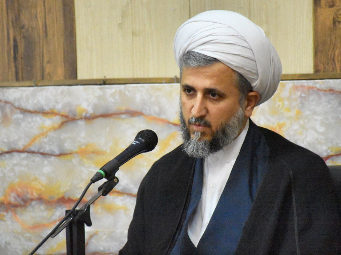 تکریم ارباب رجوع و اخلاق خوب باید از ویژگی های بارز نیروهای مسلح باشد/دشمن به دنبال این است که عزت، حیا و غیرت ایرانی را ساقط نماید