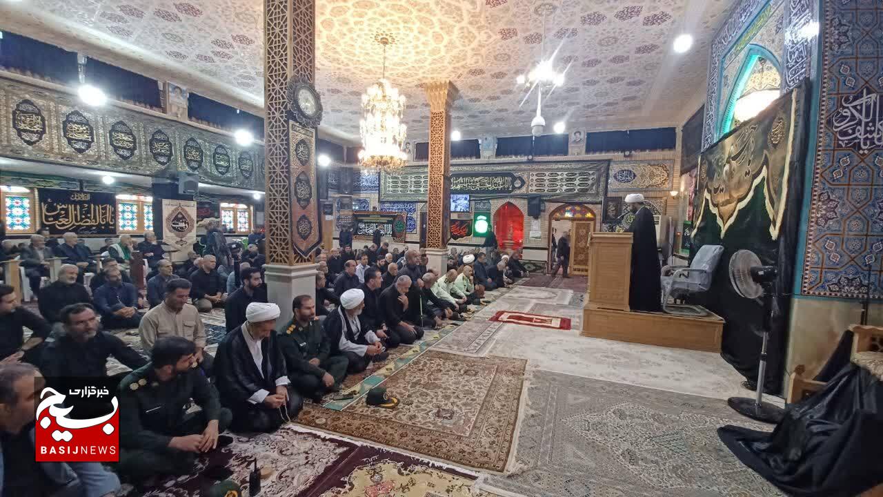 نیروهای مسلح با الهام از سیره سیدالشهدا (ع)  روحیه خدمت رسانی را تقویت کنند