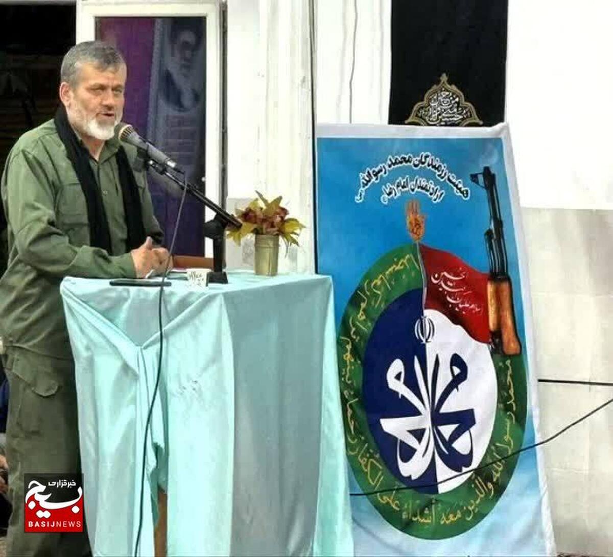 شهیدان، قدرت نرم و فرماندهان و دانشمندان علمی، ستون‌های اقتدار ملی هستند