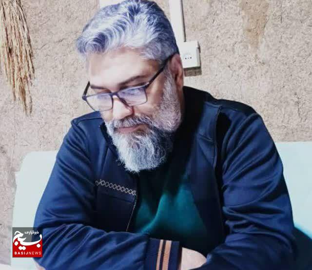 دیدار فرمانده سپاه قدس گیلان با خانواده‌شهدای جنگ تحمیلی۱۲روزه در چابکسر و کلاچای